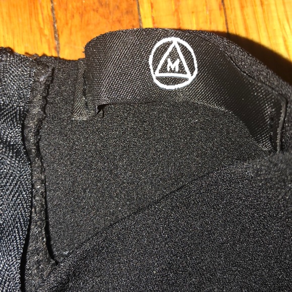 Rose 🥀 mini dress - Picture 3 of 4